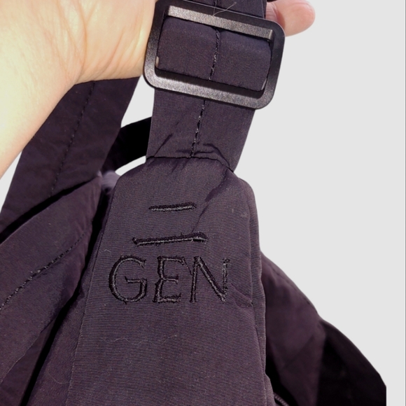 =GEN 'AYCC' All You Can Carry Nylon Black Puff Crossbody Bag - Picture 8 of 16